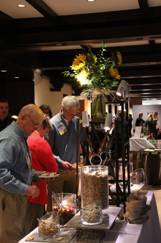 kahns-catering-food-buffet--652