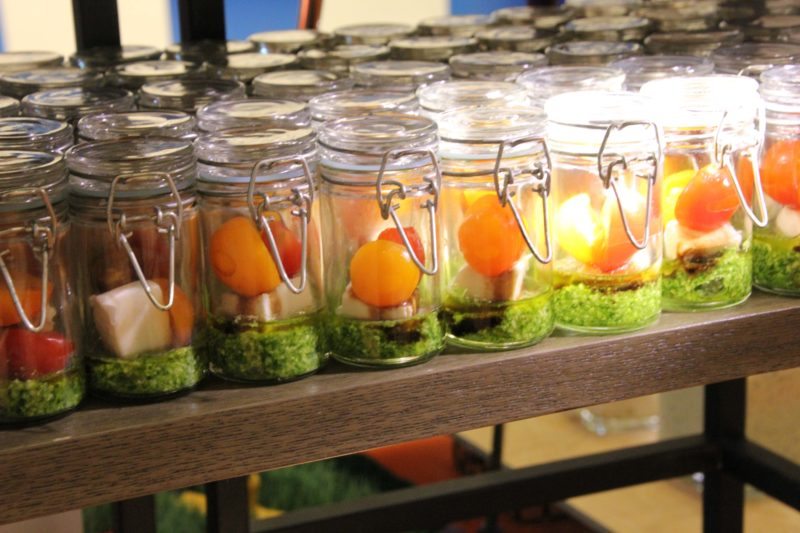 kahns-catering-food-buffet-714
