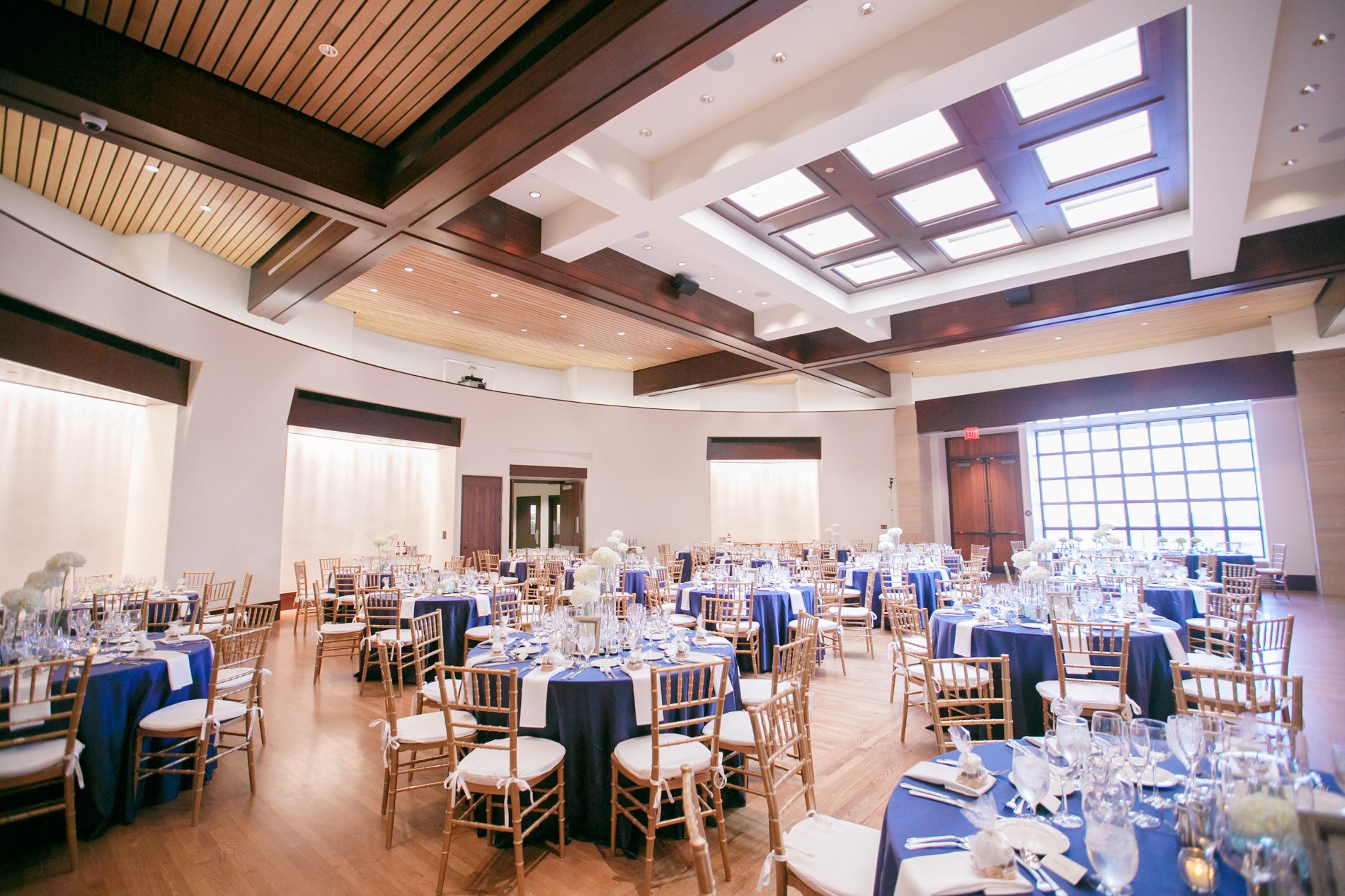 Sweet As Pi Day Wedding Kristin Adam Kahns Catering Kahns Catering Eiteljorg Clowes 246